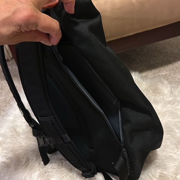 TIMBUK2 backpack - Picture 12 of 15